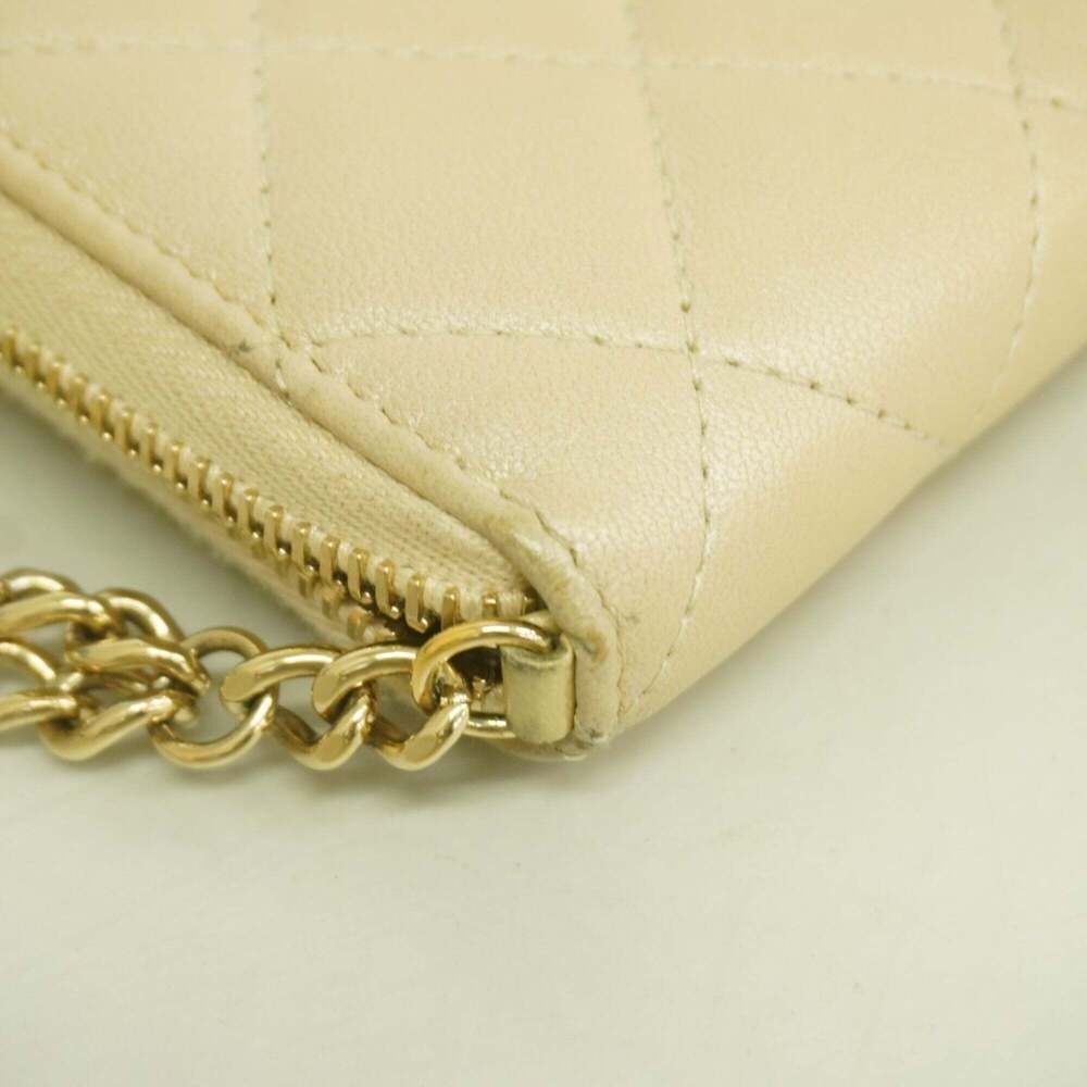 CHANEL Cream Lambskin Leather Wallet - Picture 8 of 11